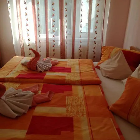 Arany Csillag Apartman 아파트 *